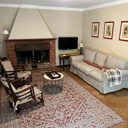 Holiday home Colli Verdi, Met Prive Zwembad & 5 Slaapkamers Dicht Bij Lucca En Pisa Monsagrati